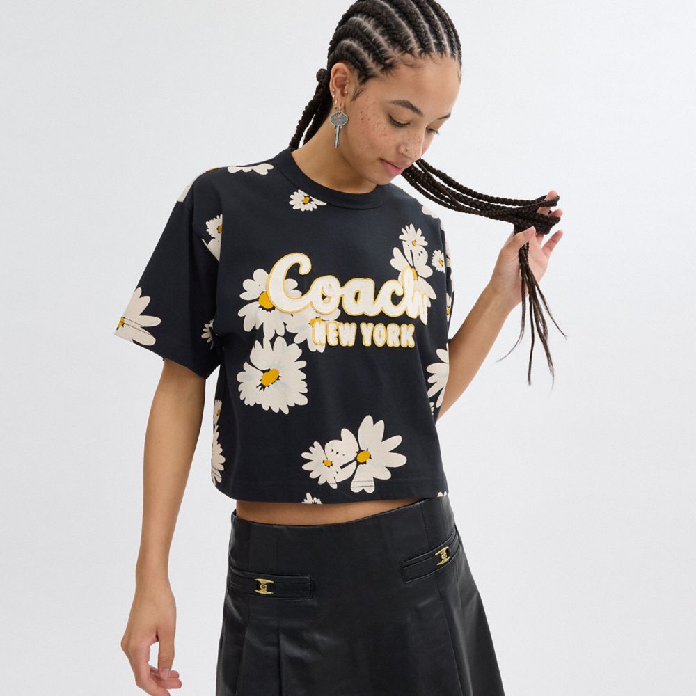 Camiseta Coach Floral Cropped Signature Script In Organic Cotton Mujer Negras | CL_CH87684